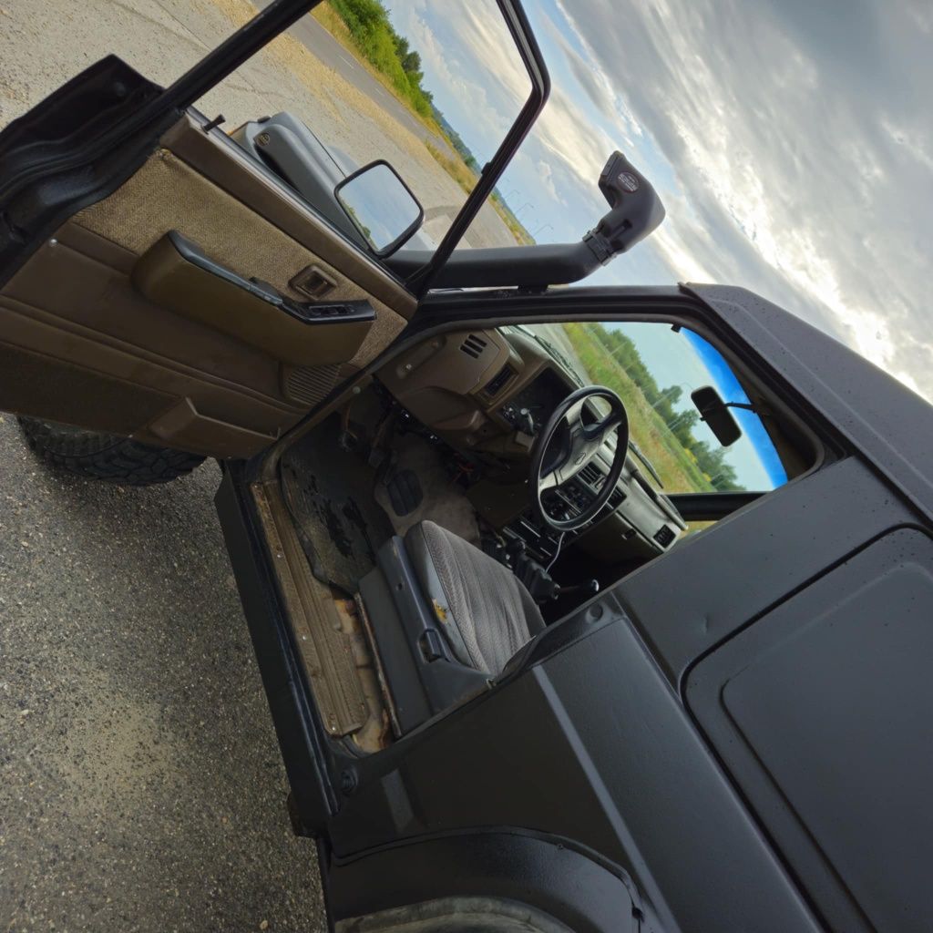 Nissan Patrol Y60 GR 2.8td 116km 1990 kolo 35cali