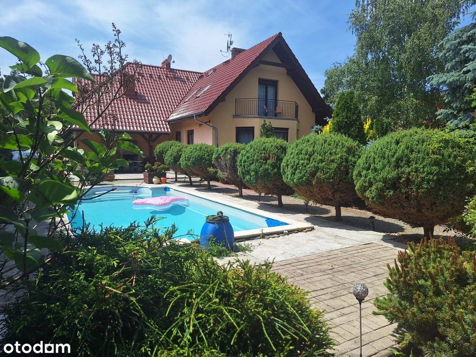 Wyjątkowy dom, basen, fotowoltaika, pompa ciepła- BEZ POŚREDNIKA!!!