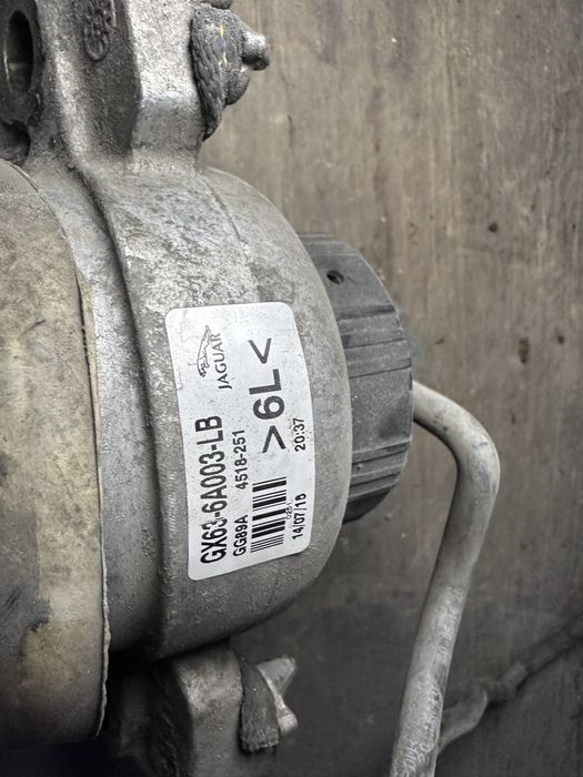 Подушка лапа двигуна Jaguar XF Ягуар ХФ