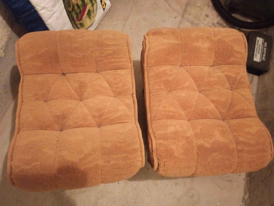 2 szt pufa otwierana