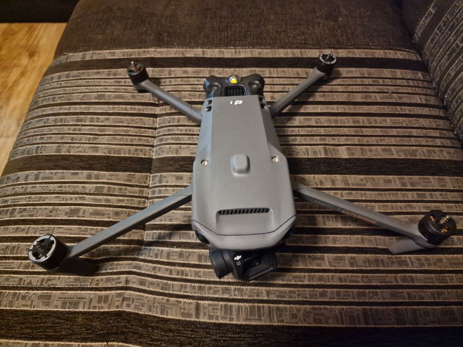 Квадрокоптер DJI Mavic 3E