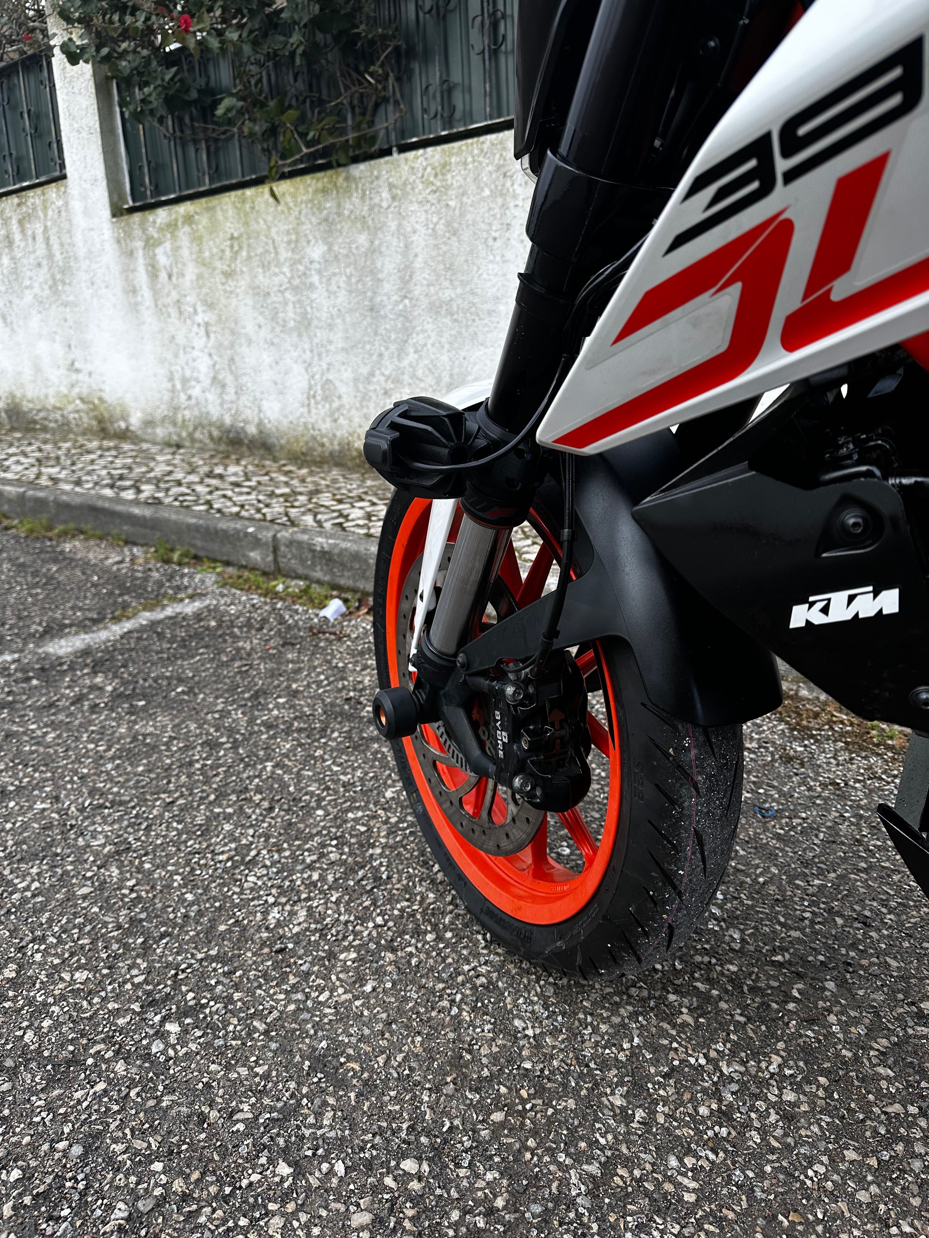 Ktm duke 390 26 mil km2019