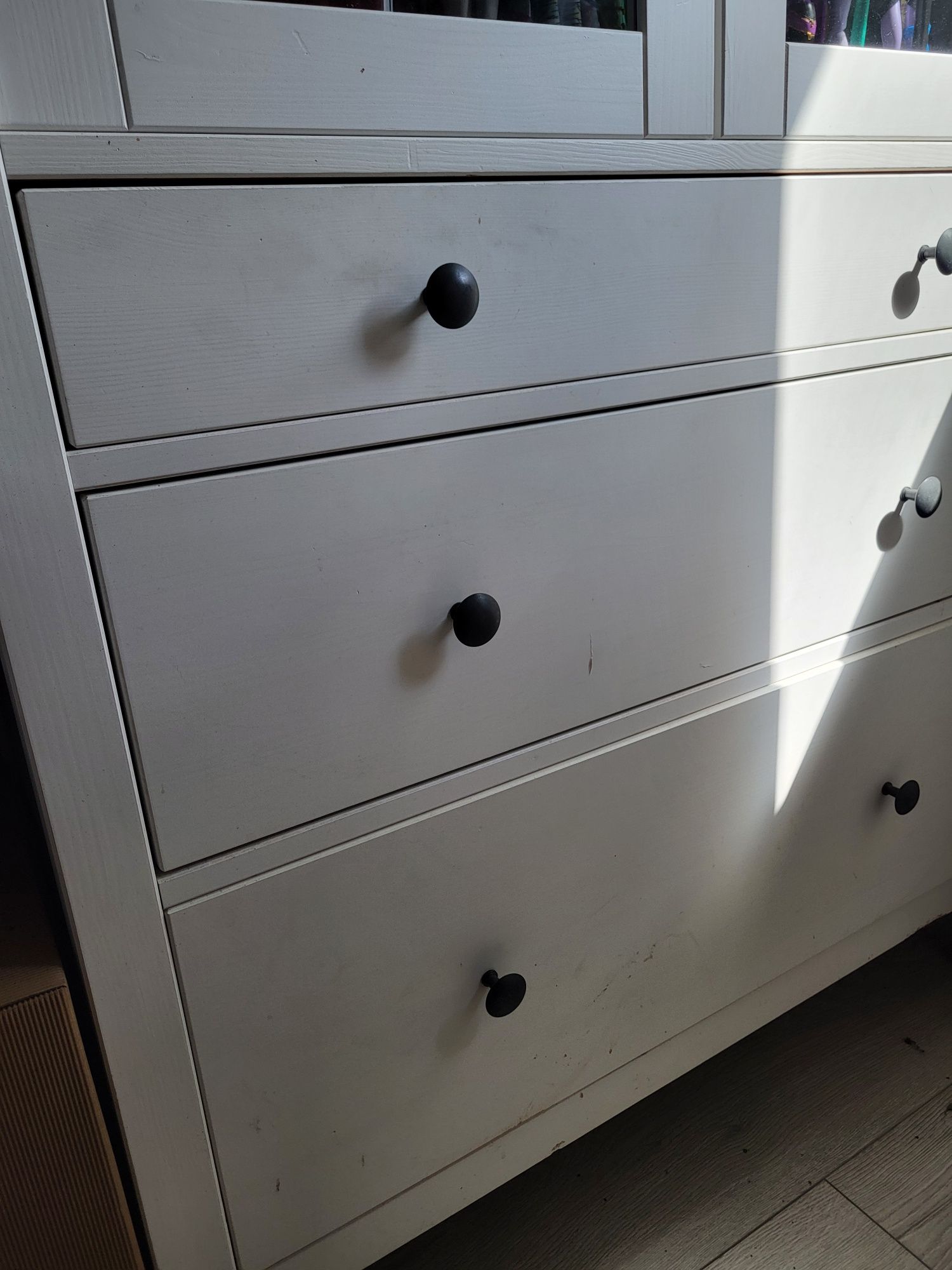 Hemnes ikea witryna szafka z szufladami półka biblioteczka Idealna