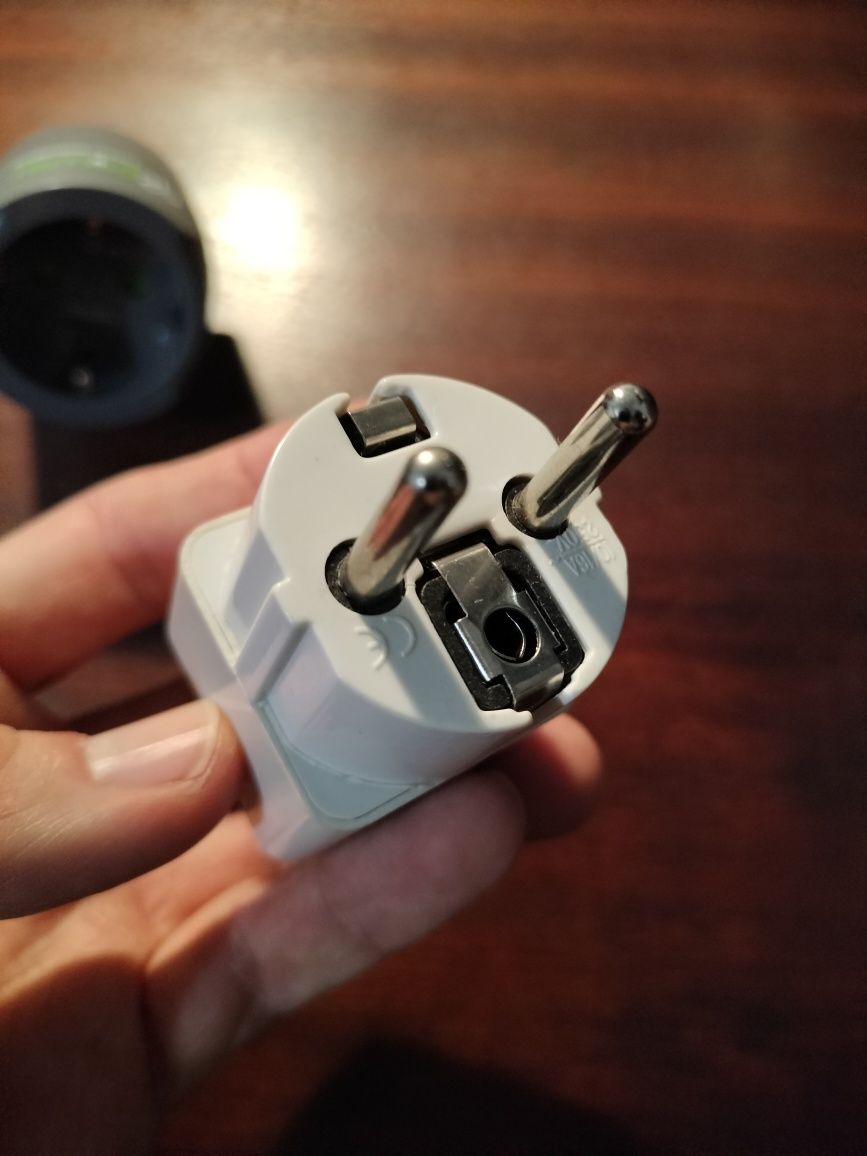 Adaptadores para fichas elétricas