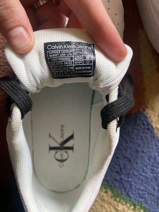 Кросівки Calvin Klein В гарному стані