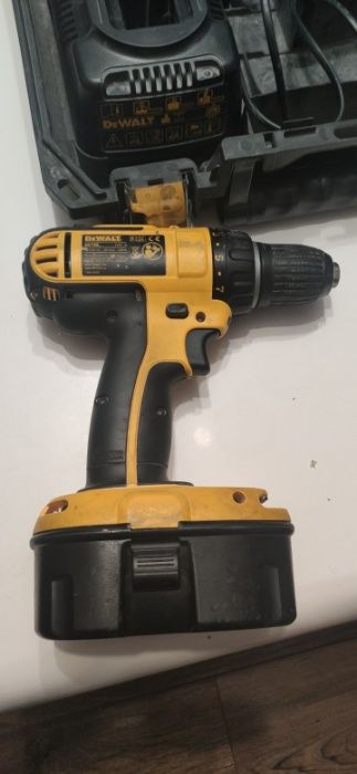 WWkrętarka DeWalt DC 720