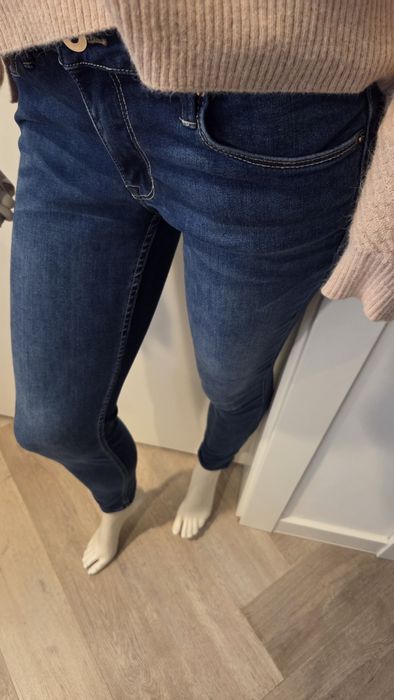 Komplet na jesień/zimę  sweter ,jeansy