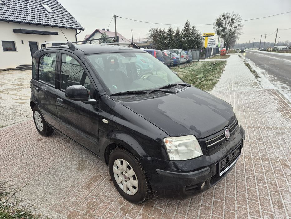 * Fiat Panda * 1.2 benzyna * Klimatyzacja * Wspomaganie City * 2010 r