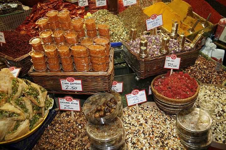 Доставка Сухофрукти , Спеції , Прянощі