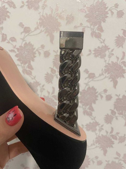 Продам туфлі-човники (лодочки)