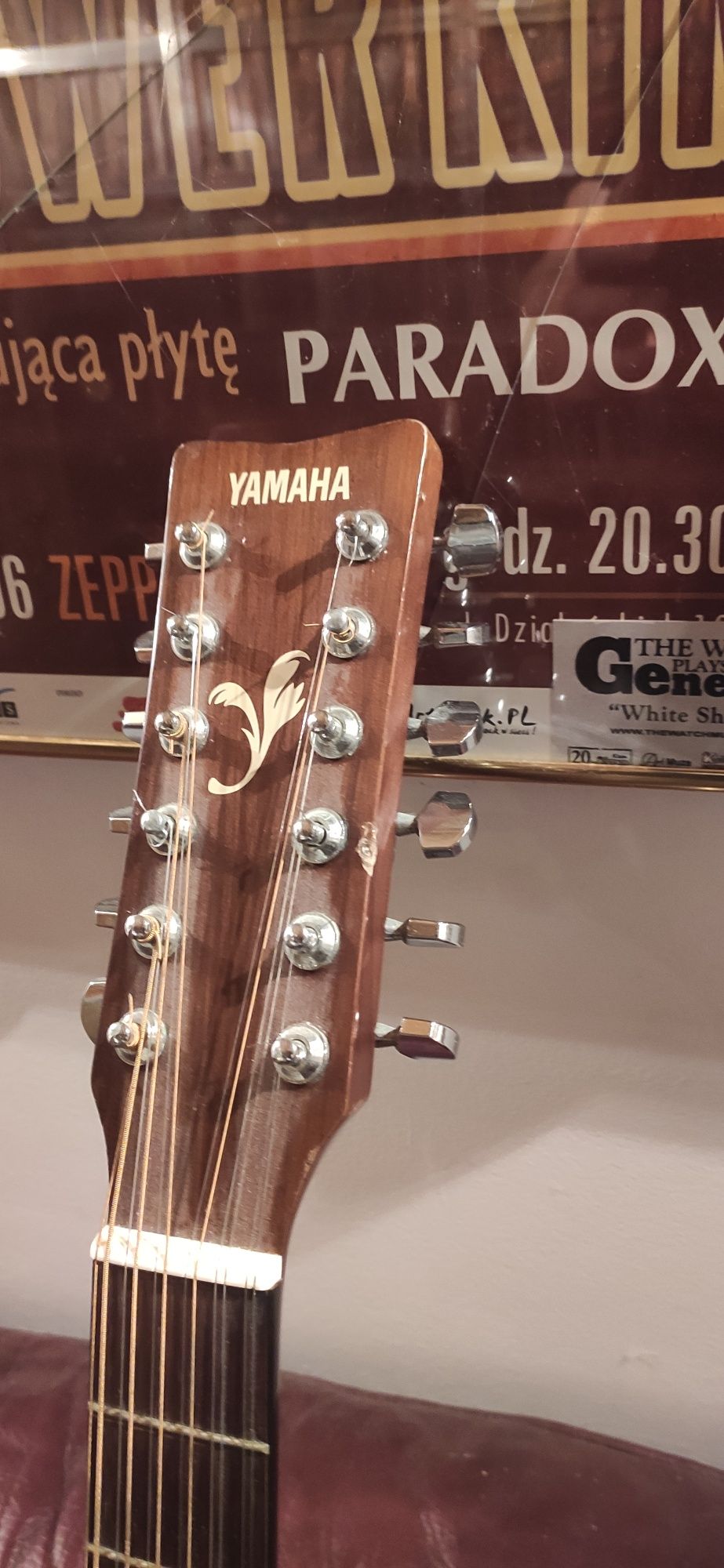 Gitara Yamaha 12-strunowa