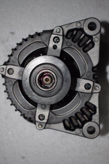 Alternator Ford Focus mk2 C-max 1,6 tdci 120A ORYGINALNY