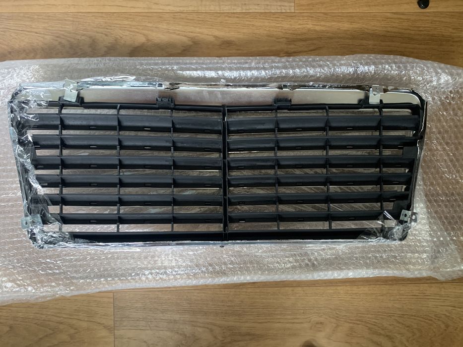 Новая решетка радиатора, Mercedes w210  E class Рестайл Avantgarde