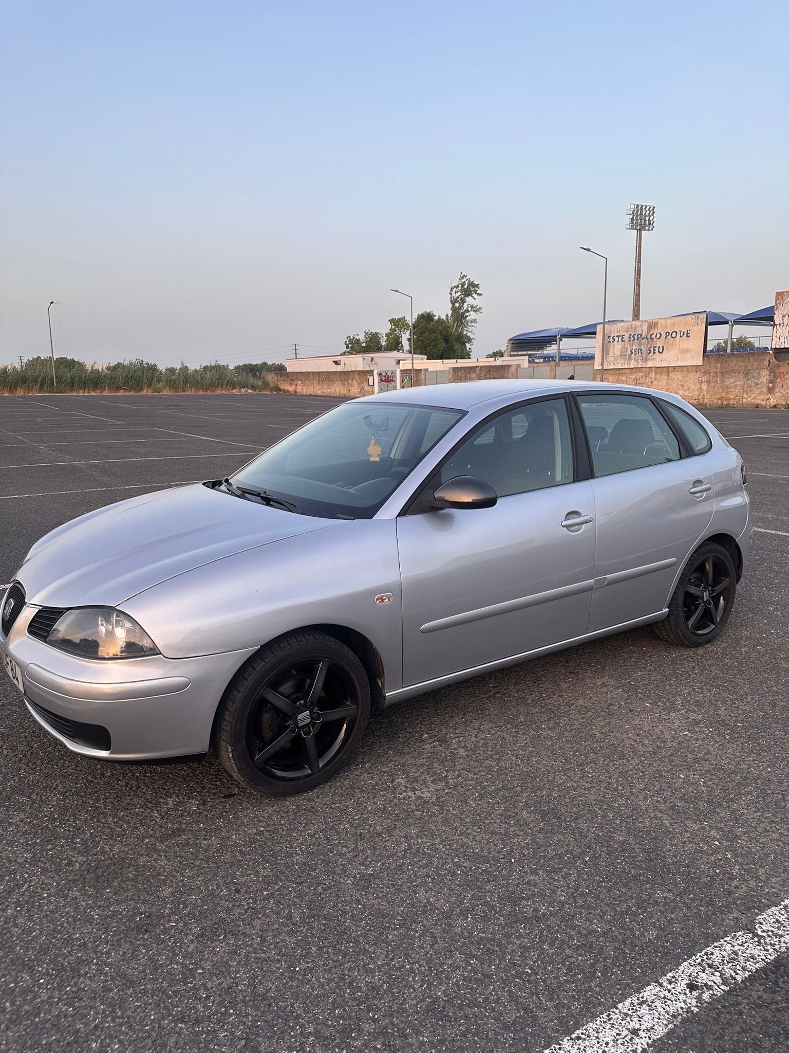 Vendo Seat Ibiza 6l Completo 1.2 Gasolina