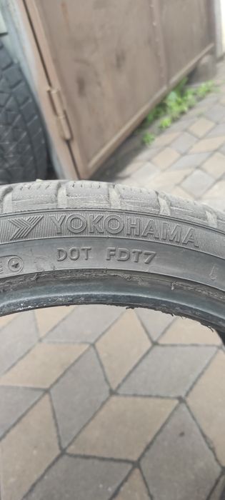 Продам комплект гуми R18