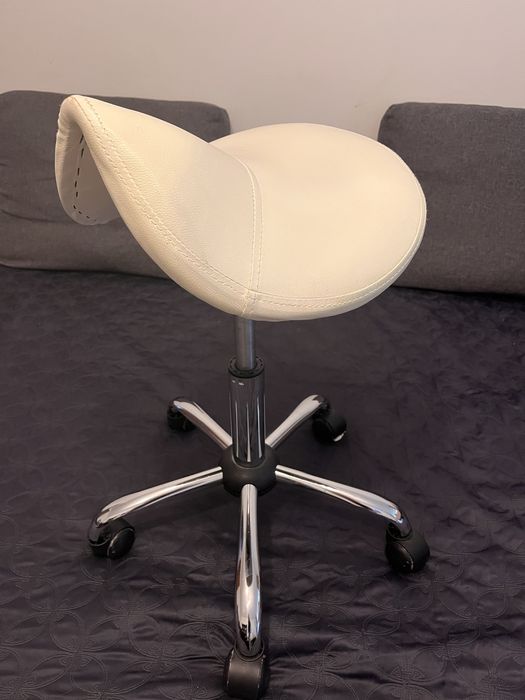 Fotel taboret kosmetyczny Rodeo stylizacja rzes paznokci salon