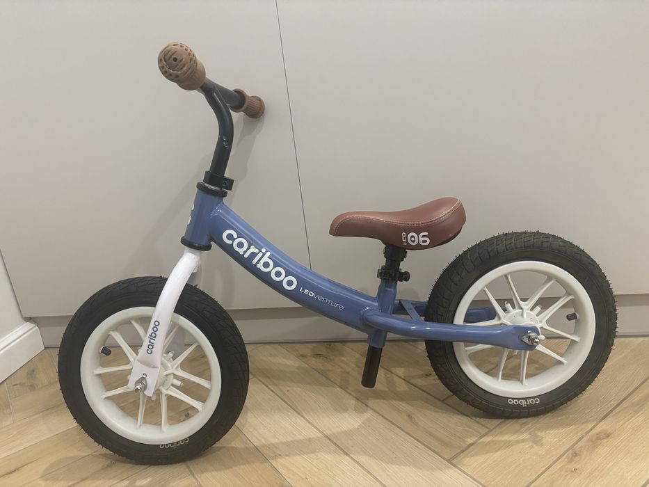 Cariboo Ledventure rowerek biegowy jak nowy