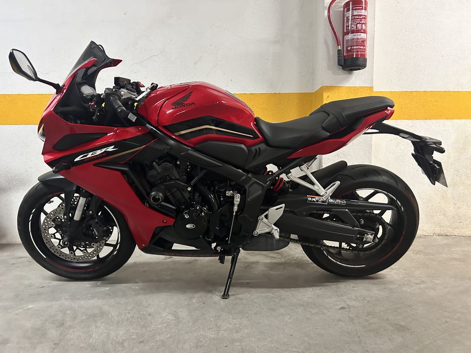 Honda cbr 650 r de 2023