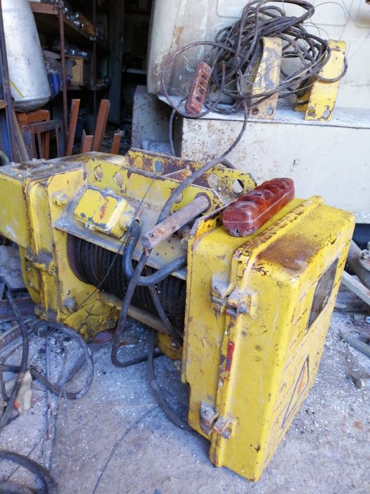 Таль  электрическая 2тн.