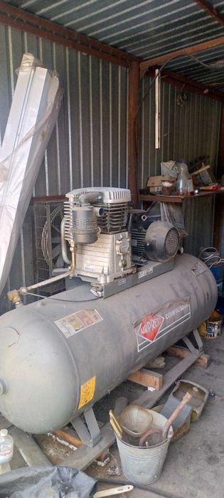 виробнича база на пр. Аношкіна