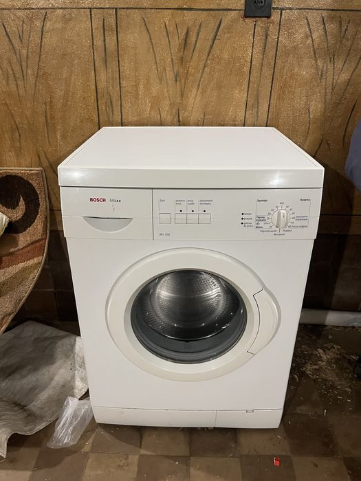 Пральна машинка BOSCH