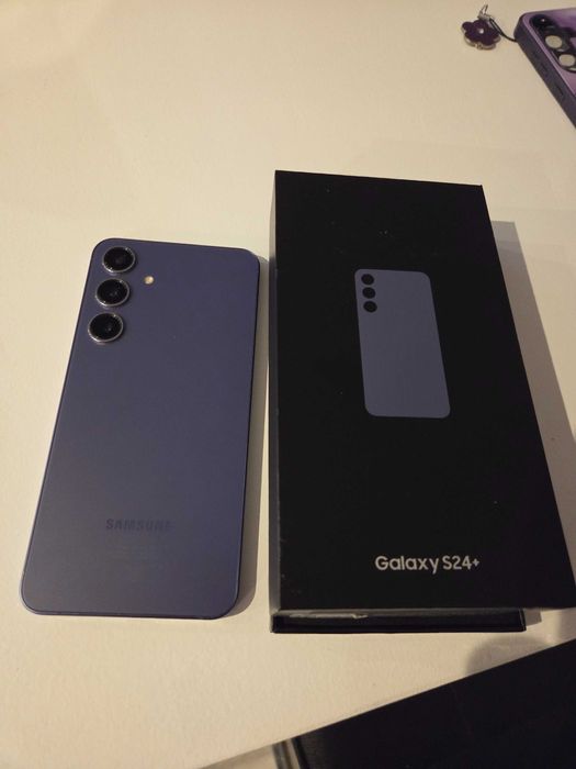 Samsung galaxy S24 plus