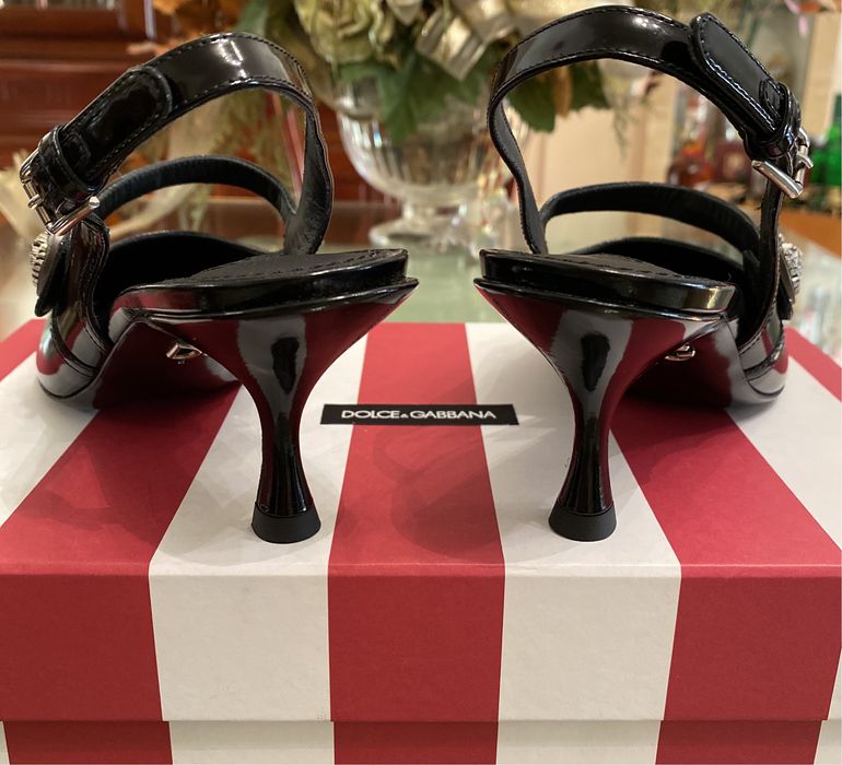 Sandálias / Sapatos Dolce&Gabbana Couro 39 Etiqueta