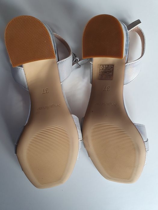 Sandały skórzane srebrne Sergio Leone 37 na obcasie