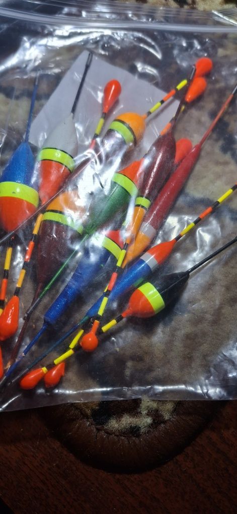 Zestaw spławików 10szt.nowe
