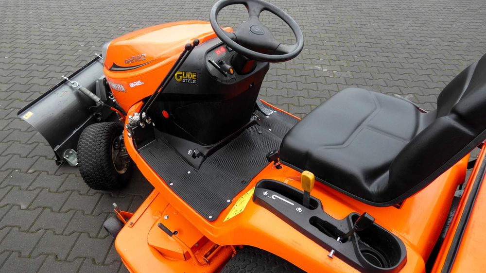 Traktorek kosiarka KUBOTA GR2120 PŁUG Diesel (031101.5) - Baras