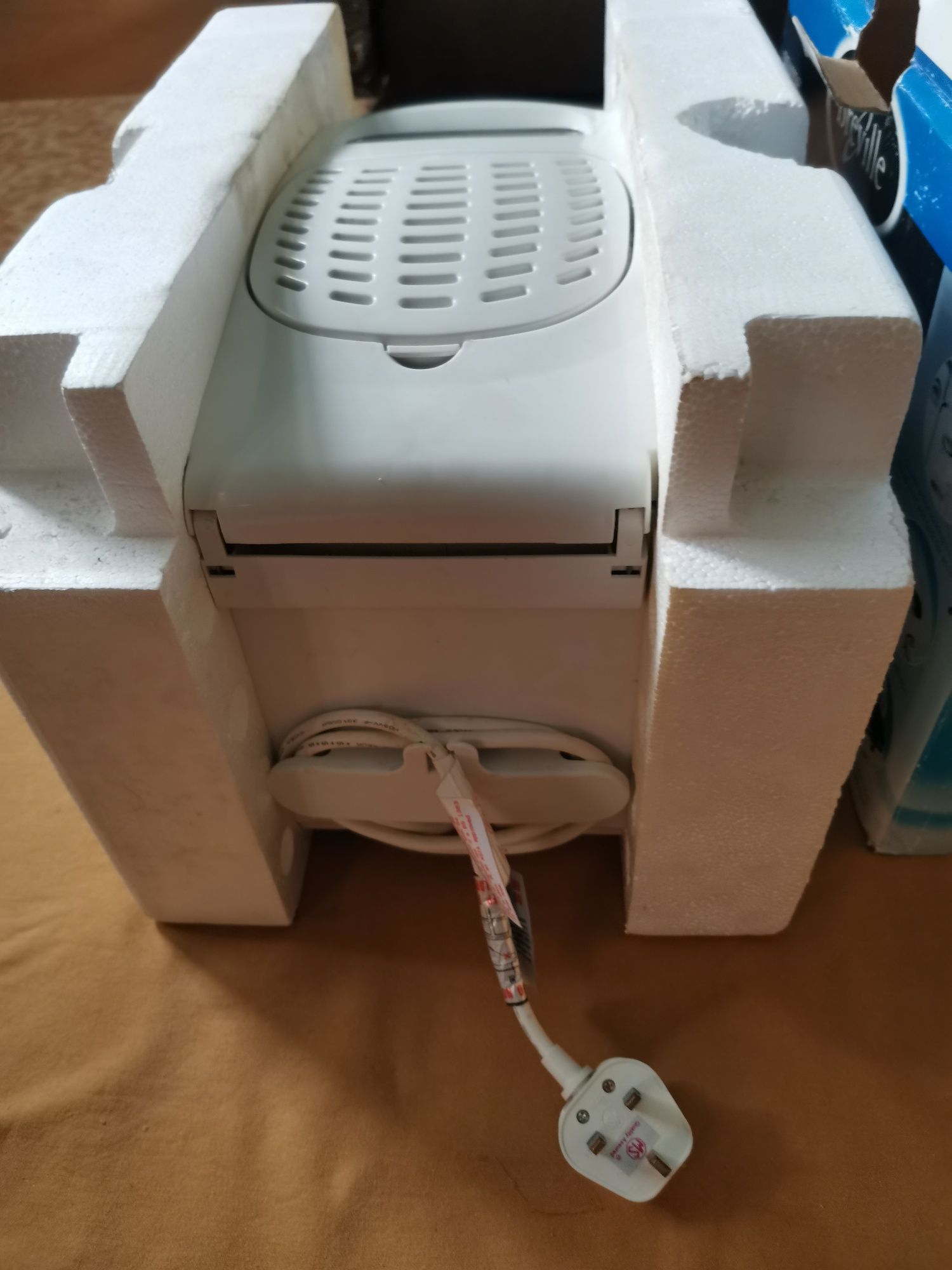 Електрофритюрниця Breville мод. DF 4A