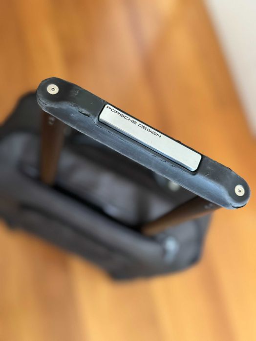 Trólei Porsche design (medida de cabine) em óptimo estado