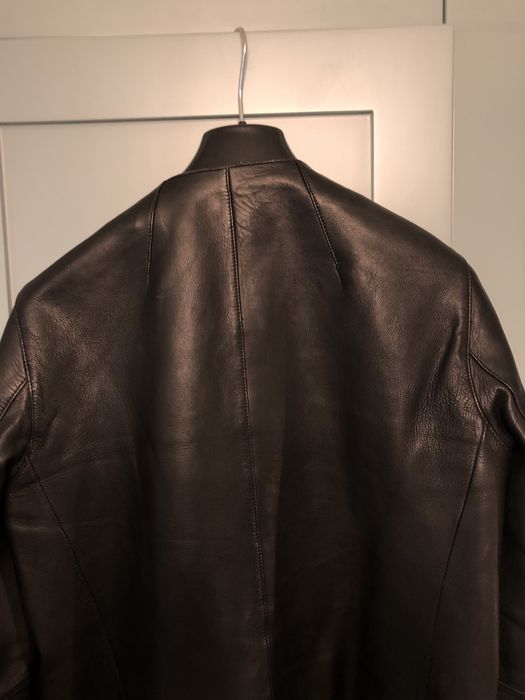 Продам шкіряну куртку Massimo Dutti