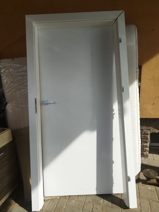 Drzwi wewnętrzne wraz klamką 204x94