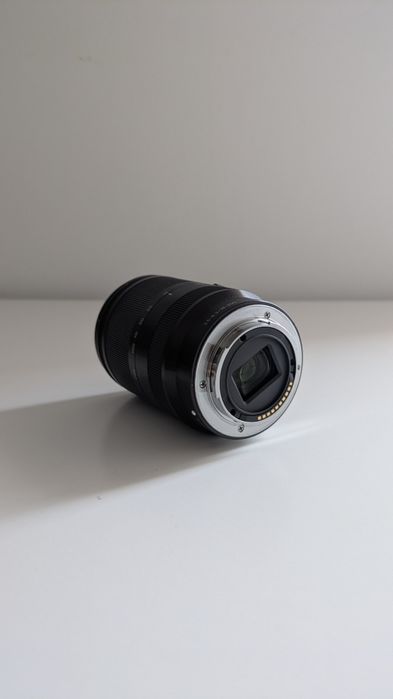 Sony E 18-200mm f3.5-6.3 OSS