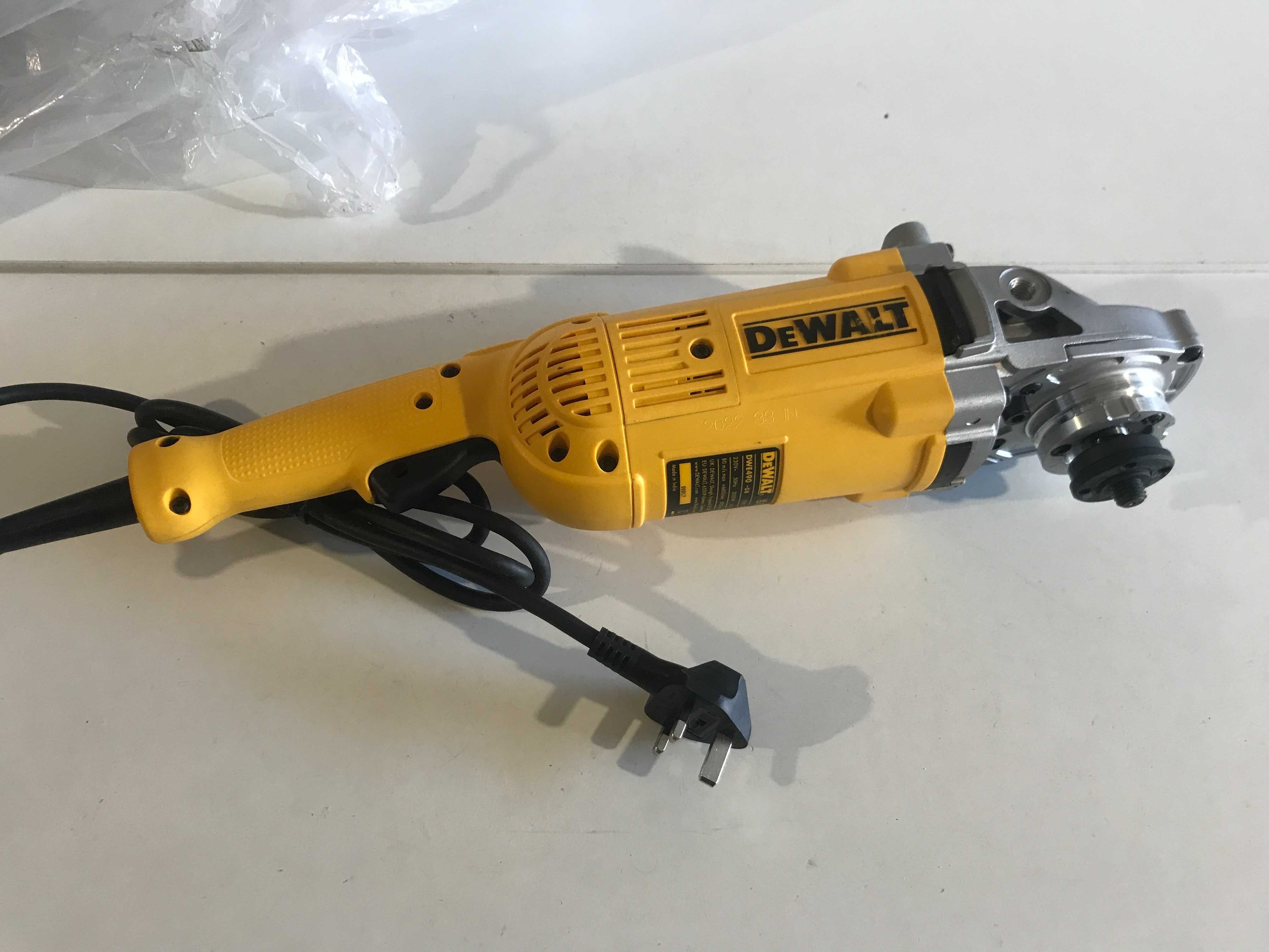 Болгарка кутова шліфмашина DeWalt DWE490-gb з Англії