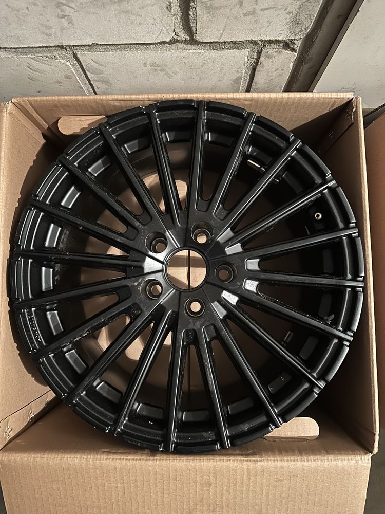 Felgi matowe czarne  17 cali 5x100