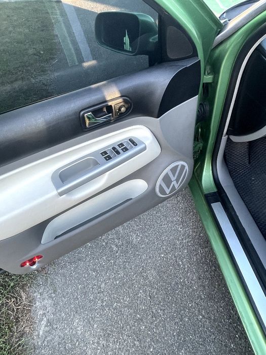 Продаю машину Volkswagen
