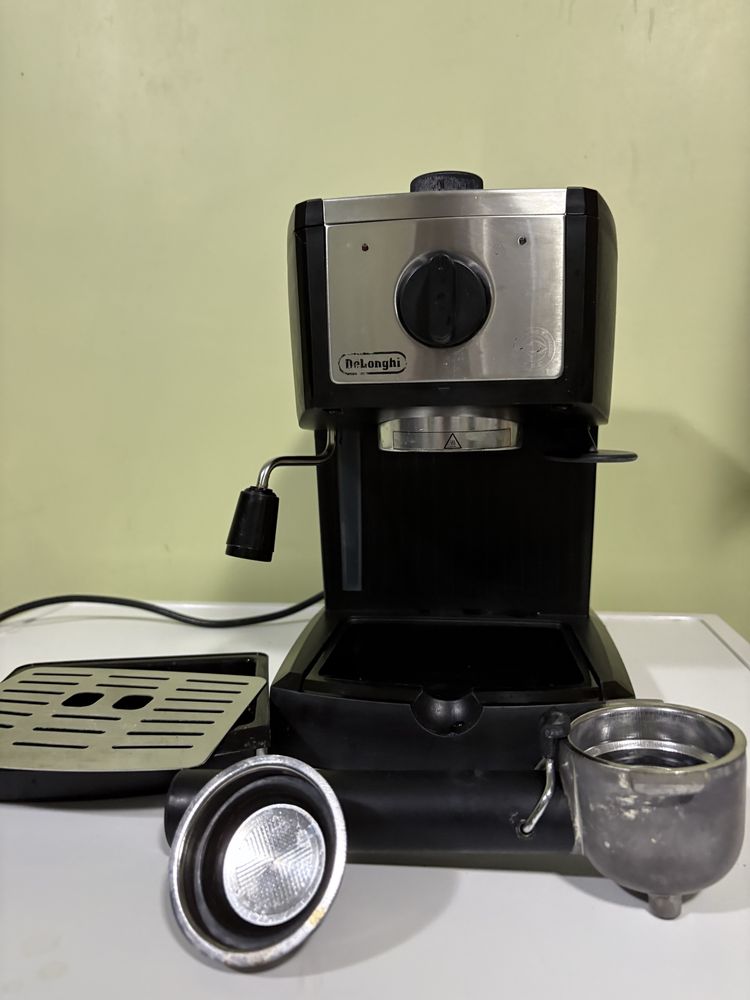 Кавомашина DeLonghi