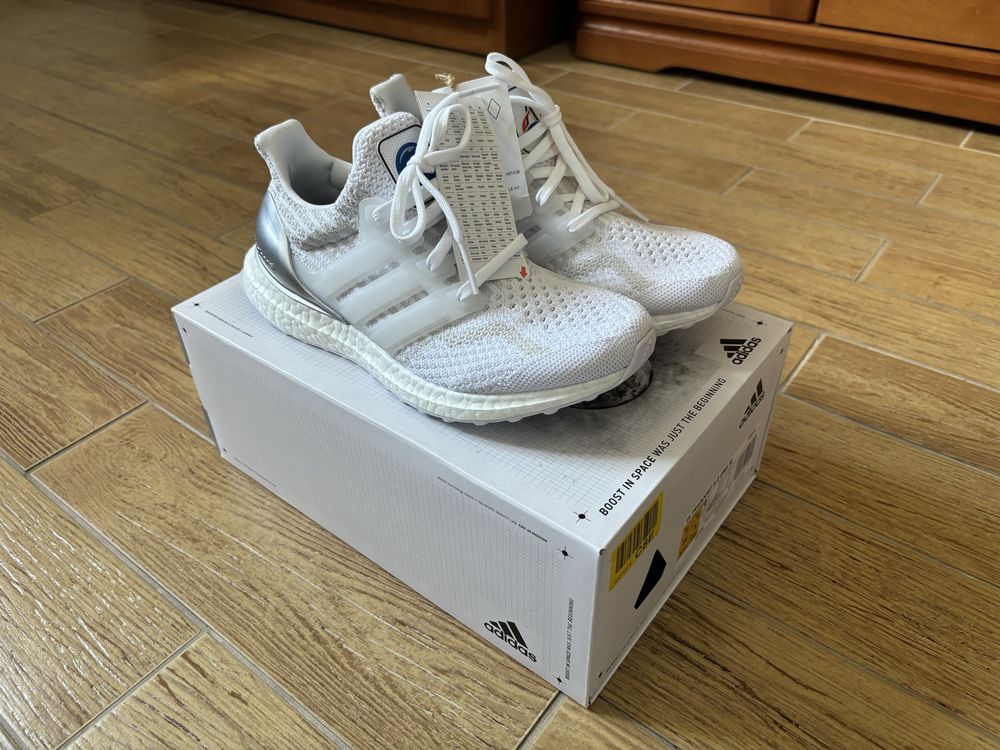 adidas ultraboost rozmiar 38, nowe, primeknit, boost, DNA NASA białe