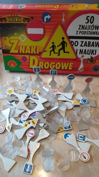 Znaki drogowe - 50 sztuk