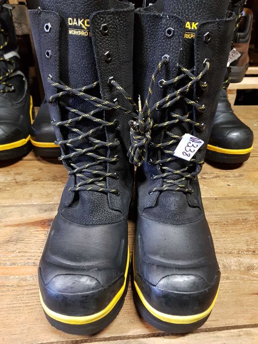 Buty robocze DAKOTA rozm 43 wkł 28 cm S3