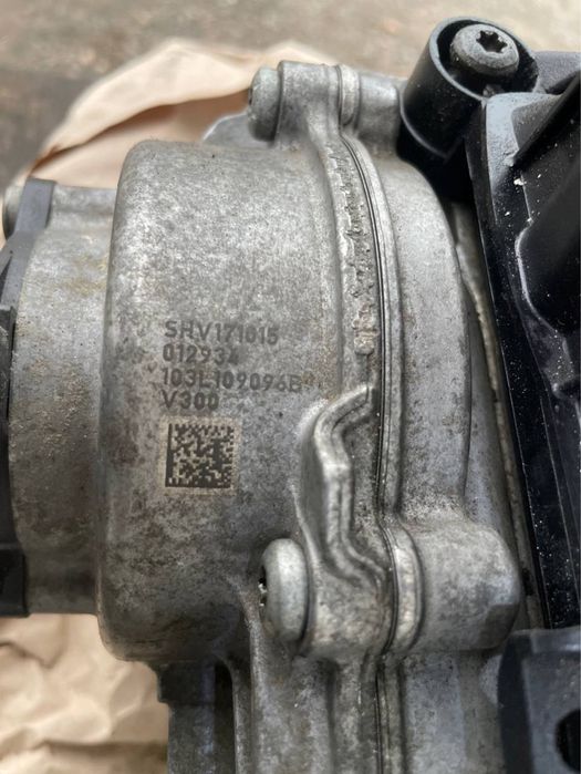 ГБЦ 04L103373E VAG 1.6 2.0 TDI 04L103308F ідеал!