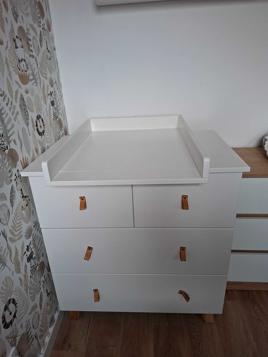 Zestaw mebli / łóżeczko dziecięce + komoda z przewijakiem Klupś/Noah