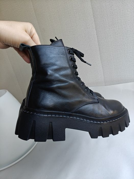 Шкіряні ботінки жіночі 39 розмір