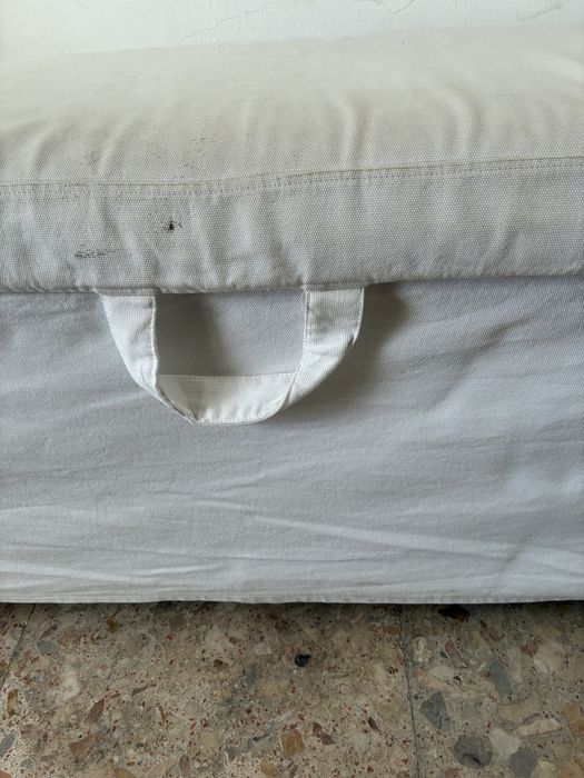 Banco com arrumacao estofada branca ikea