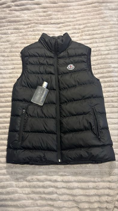Пуховая жилетка Moncler мужская жилет Монклер Пуховой Черный DRIP