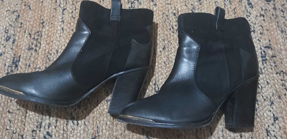 Botas morgan 40 em pele