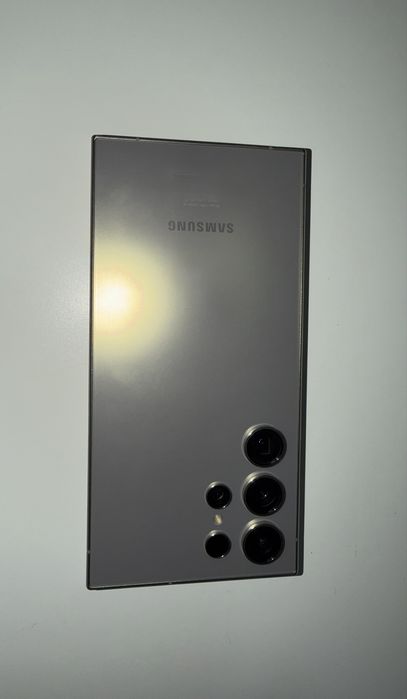 Samsung S24 Ultra 1TB (como novo)