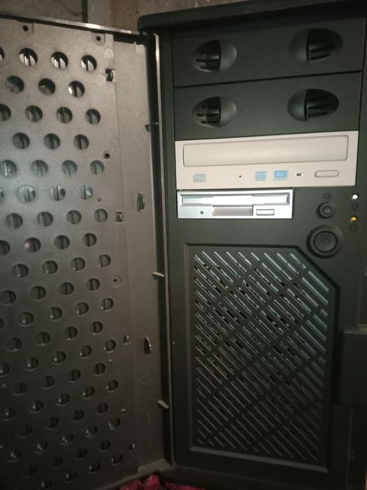 Корпус   сервера